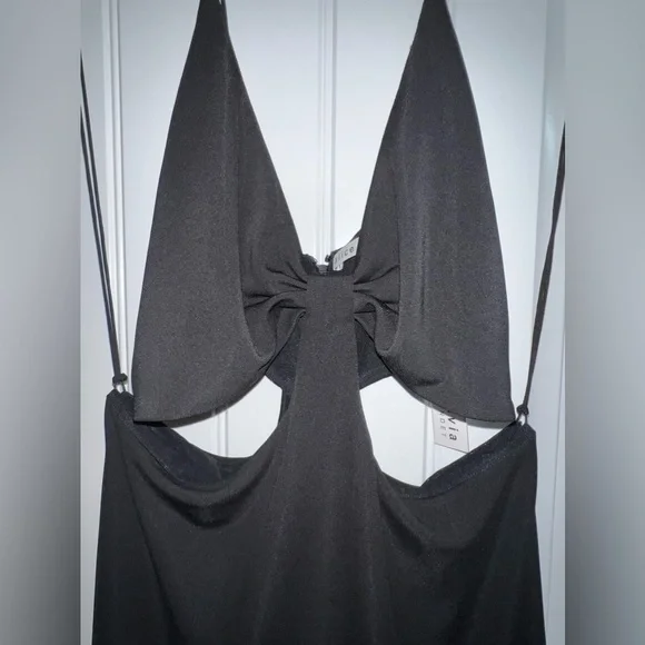 New ✨Alice + Olivia ✨Havana Cut-Out Minidress - Picture 4 of 13